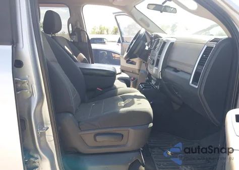 2009 Dodge Ram 1500 Slt/Sport/Trx z USA, uszkodzony, nr VIN 1D3HV18P39S802692